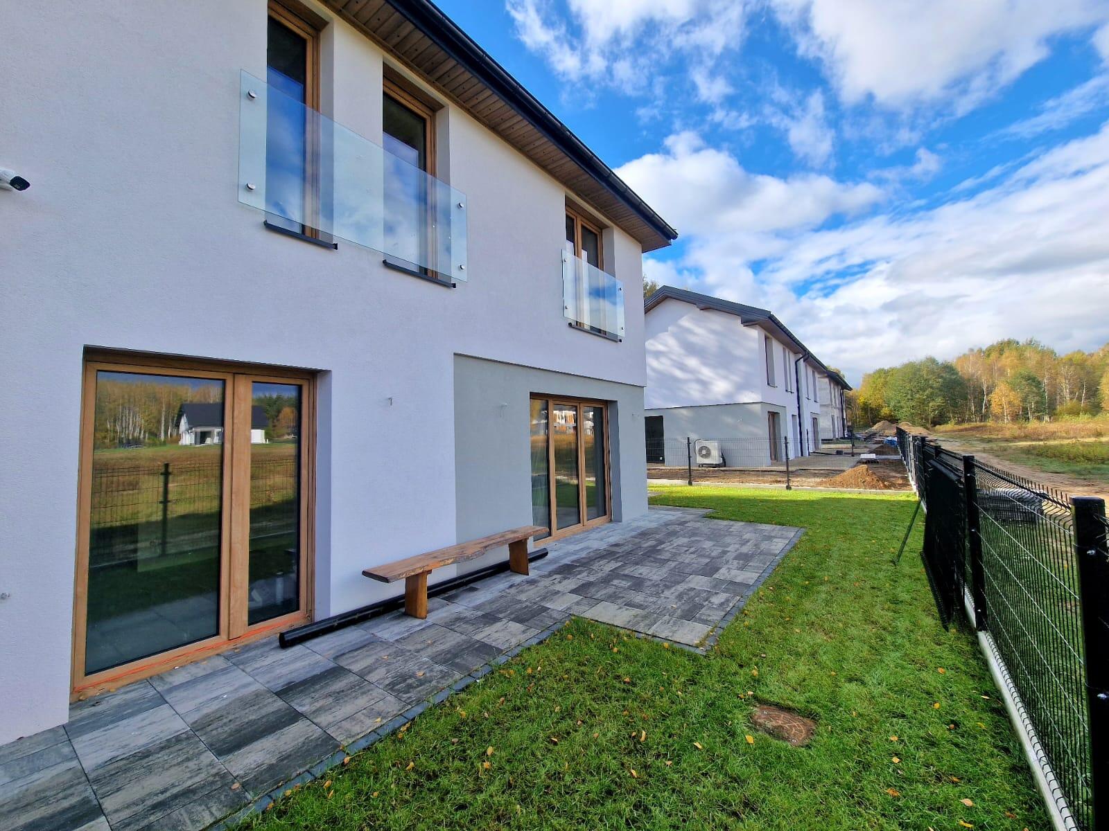 Dom bliźniak przy lesie Stobierna - zdjęcie 1