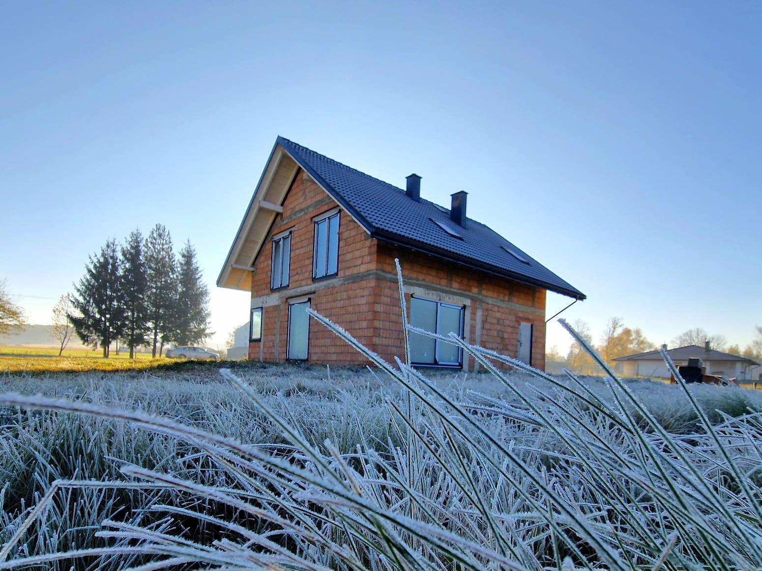 Dom dla rodziny działka 12ar - zdjęcie 3