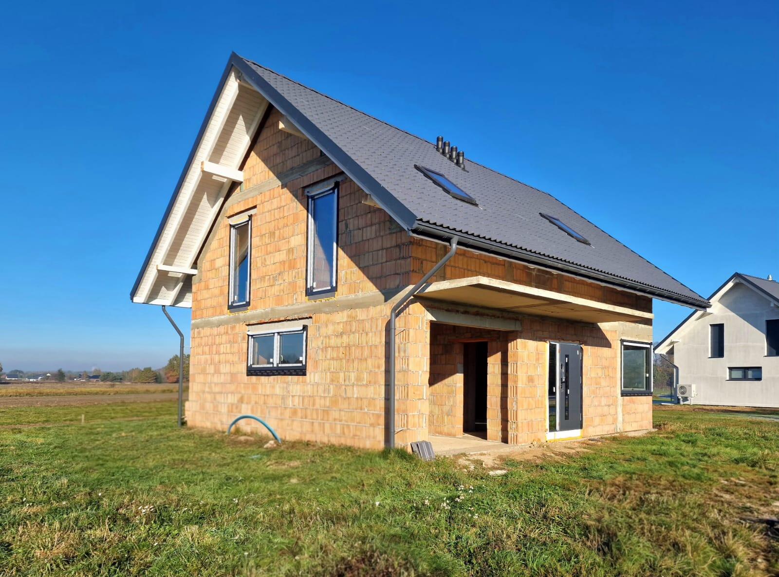 Dom dla rodziny działka 12ar - zdjęcie 7