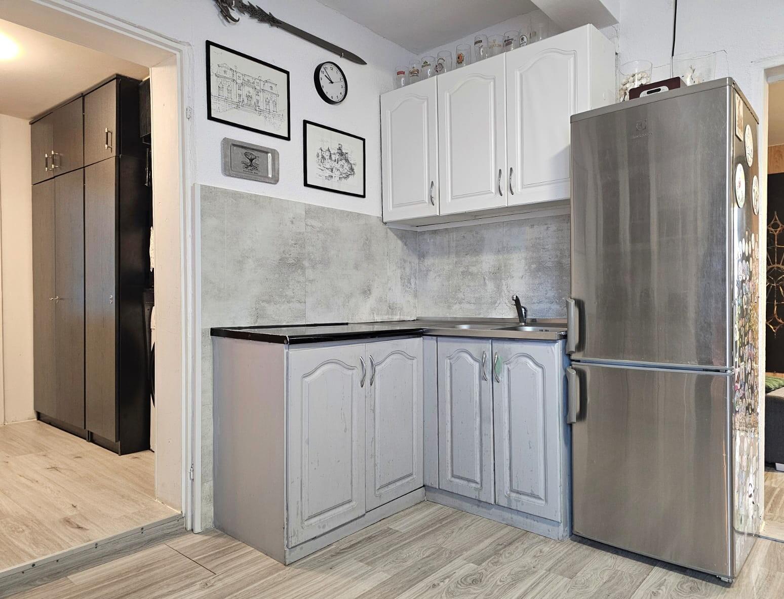 Dom gotowy do zamieszkania budynek gosporadczy plac zabaw działka - zdjęcie 7