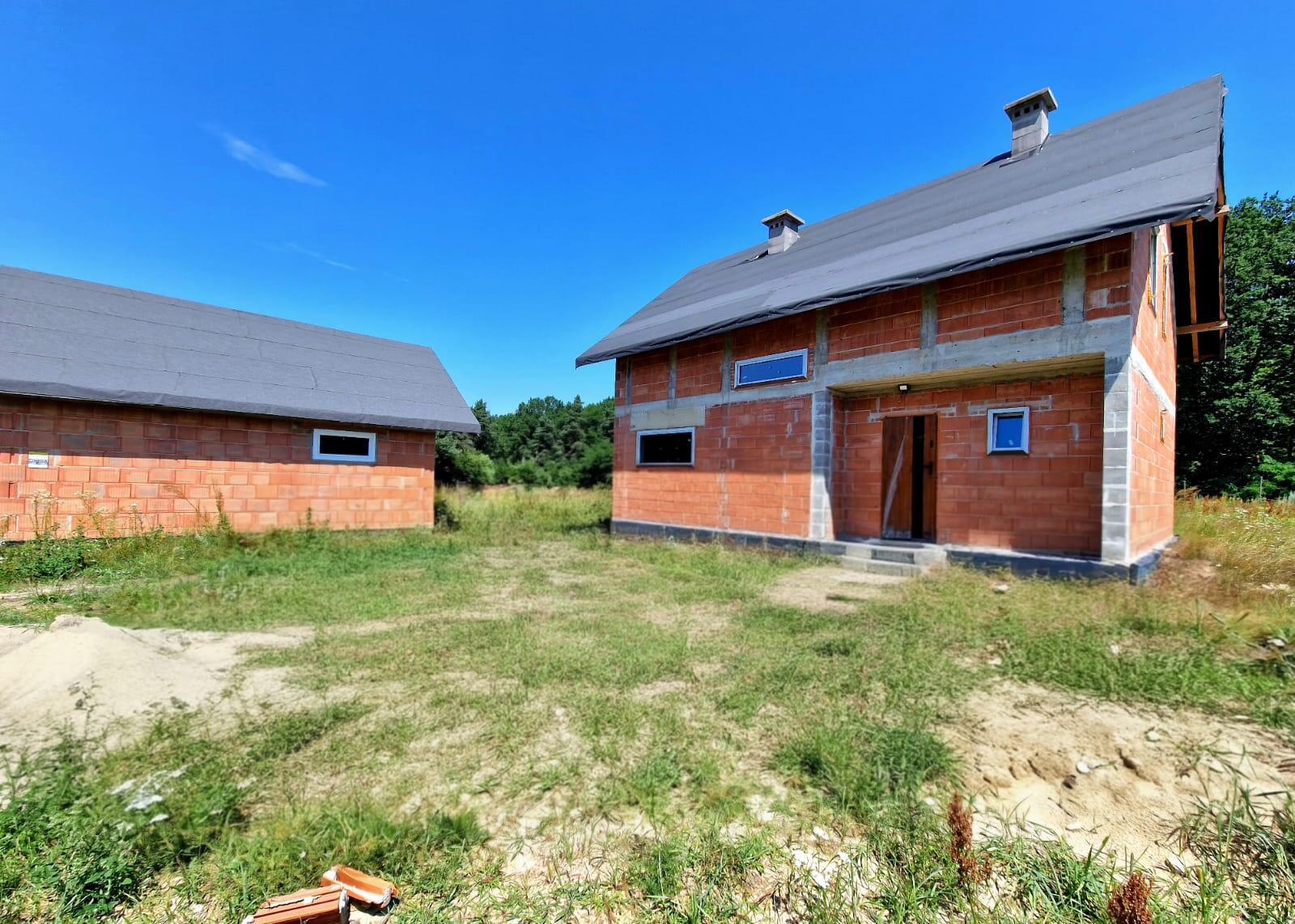 Dom z garażem - zdjęcie 5