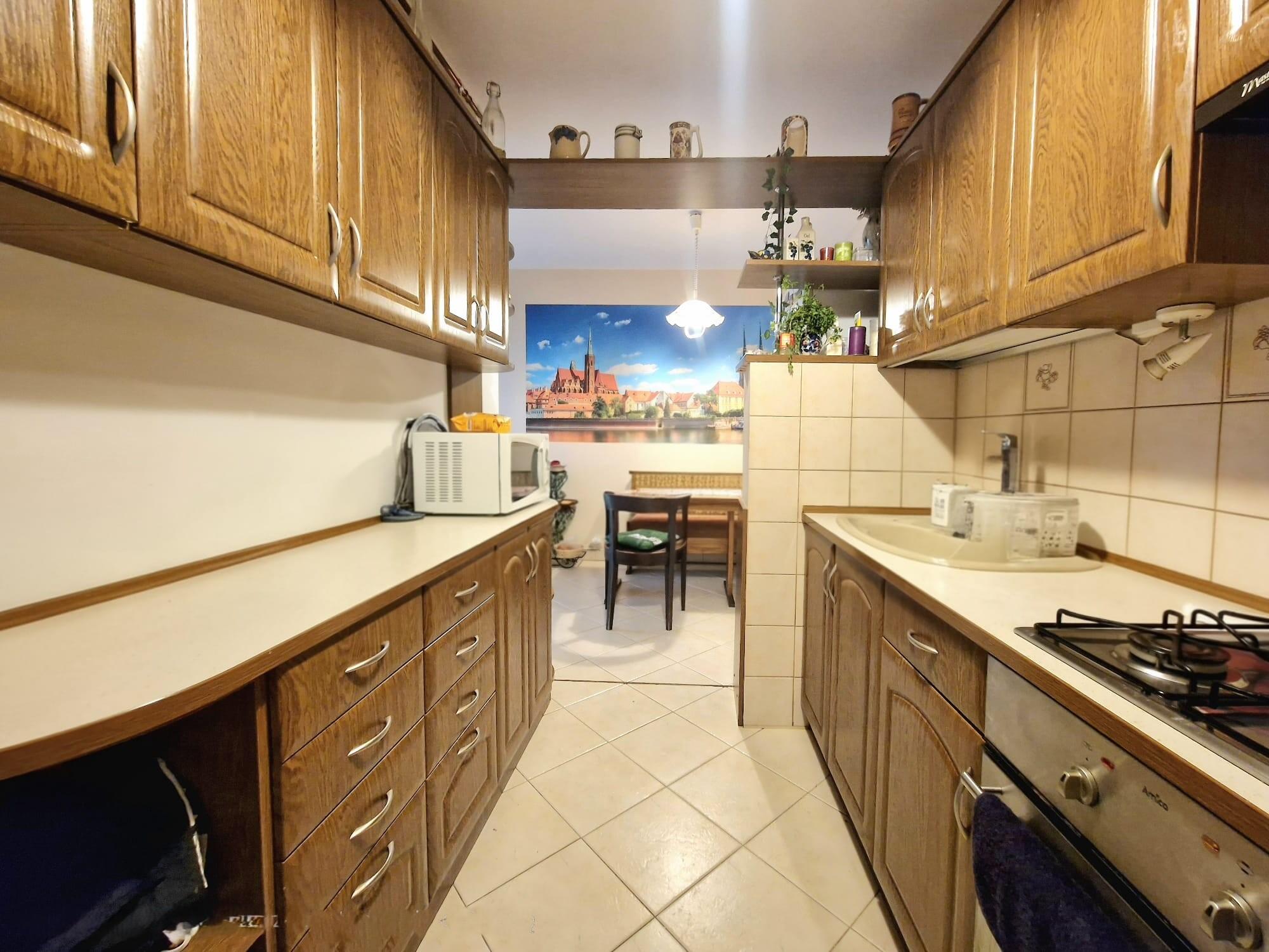 Dom z warsztatem samochodowym - zdjęcie 9