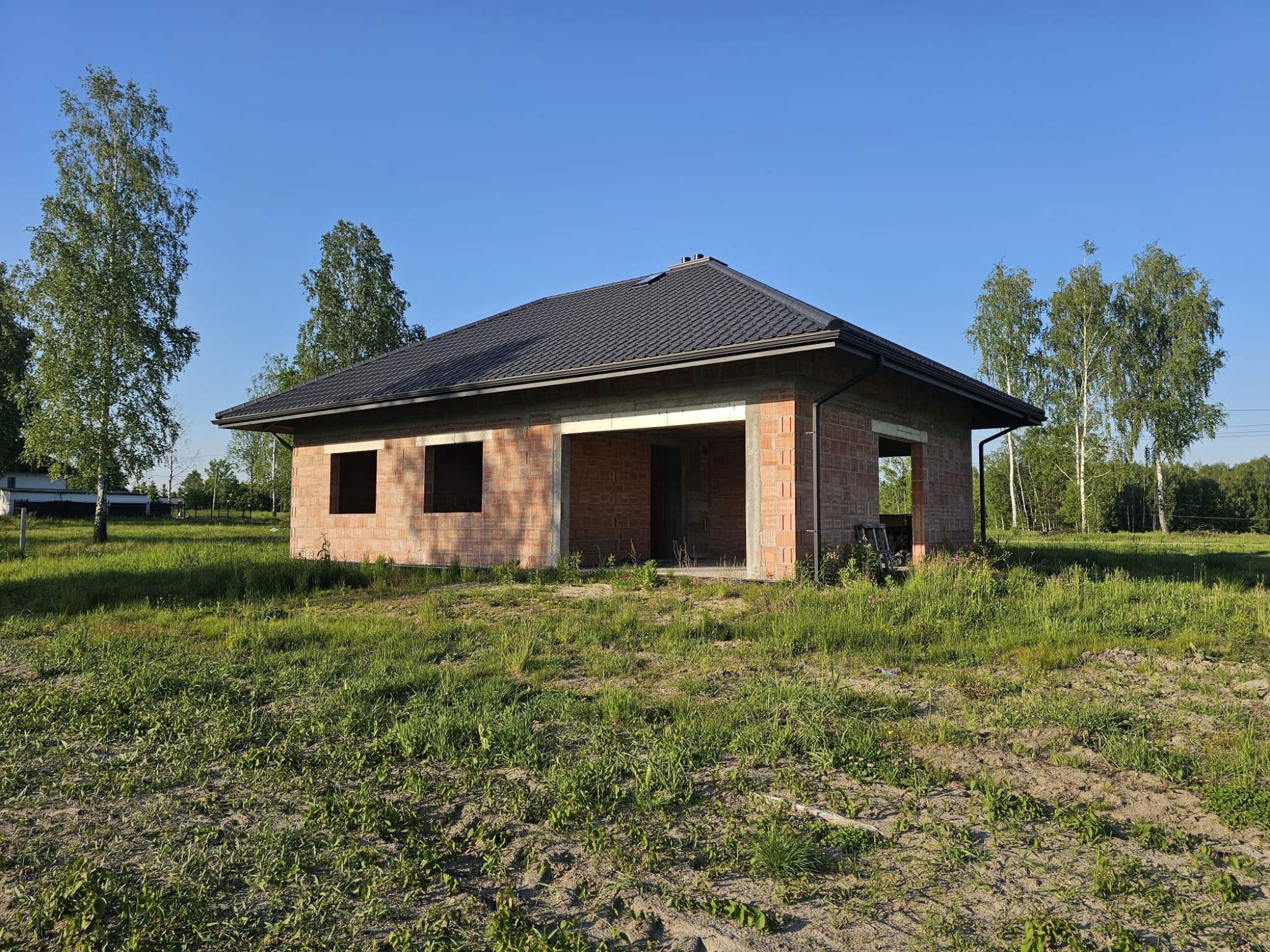 Dom parterowy blisko natury - zdjęcie 557