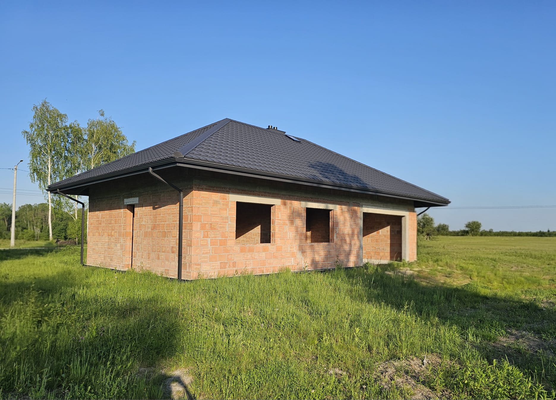 Dom parterowy blisko natury - zdjęcie 8