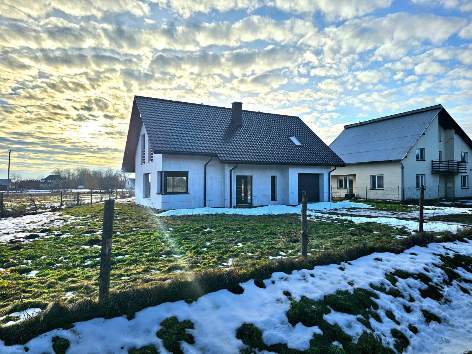 Energooszczędny dom jednorodzinny blisko lasu garaż - zdjęcie 5