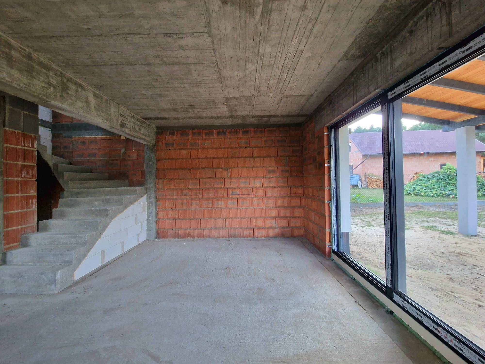 Funkcjonalny dom z tarasem - zdjęcie 9