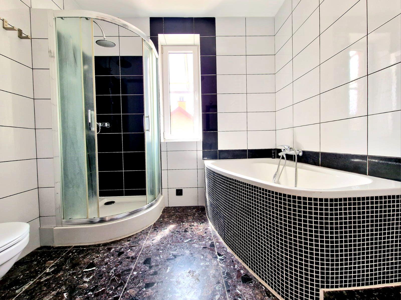 Jasne przestronne mieszkanie | 2 balkony | 2 piwnica - zdjęcie 6