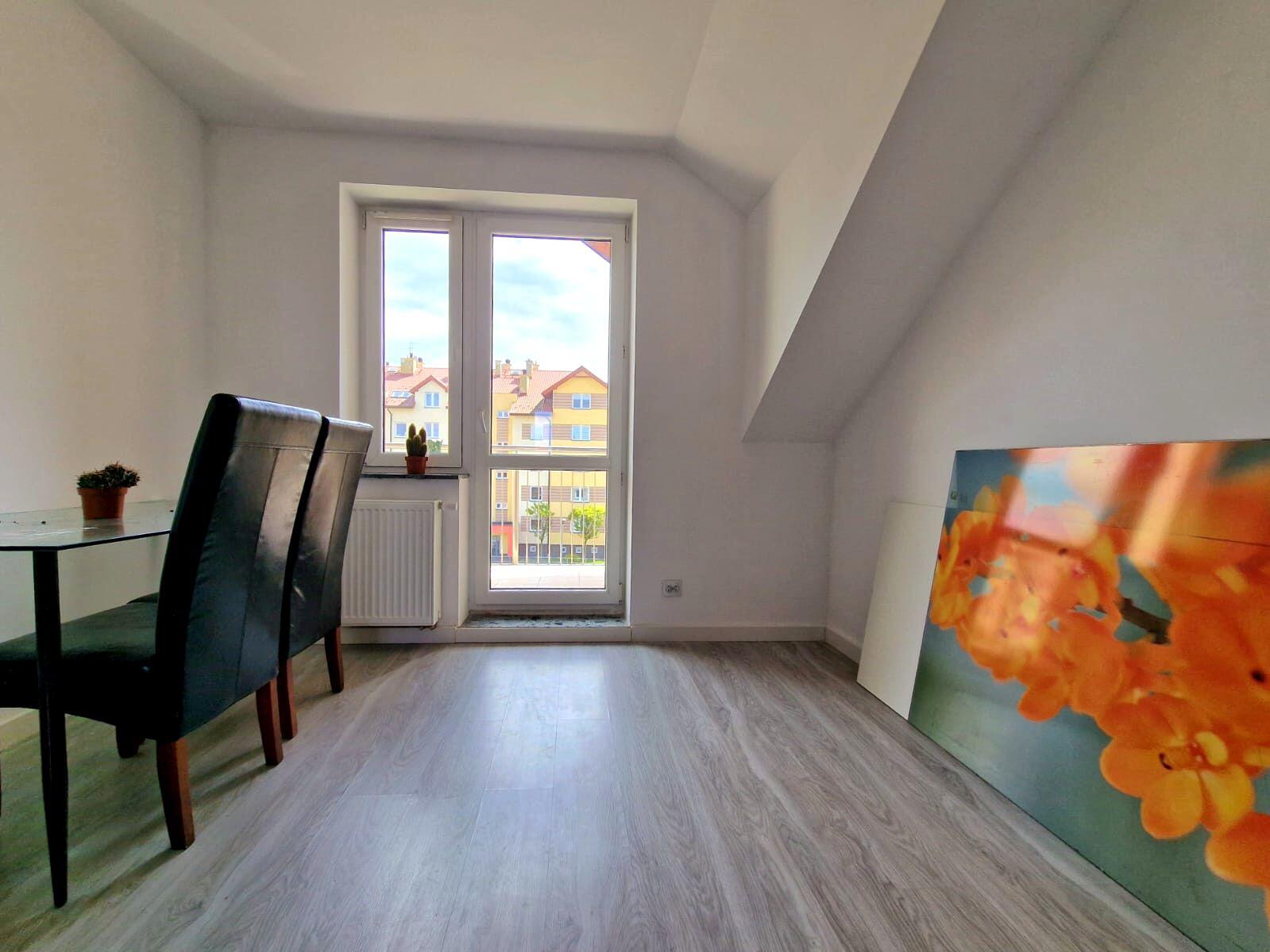 Jasne przestronne mieszkanie | 2 balkony | 2 piwnica - zdjęcie 8