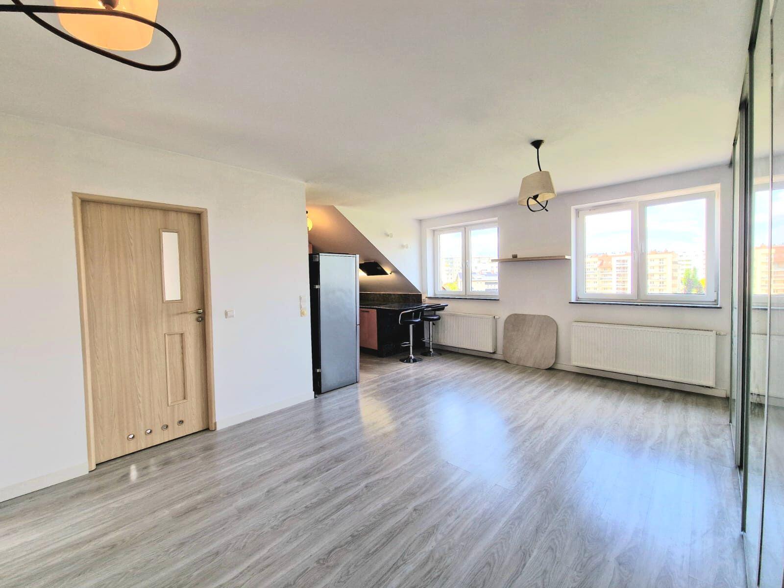 Jasne przestronne mieszkanie | 2 balkony | 2 piwnica - zdjęcie 12