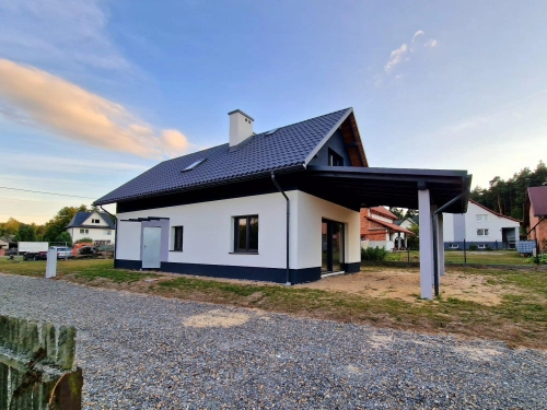 Funkcjonalny dom z tarasem